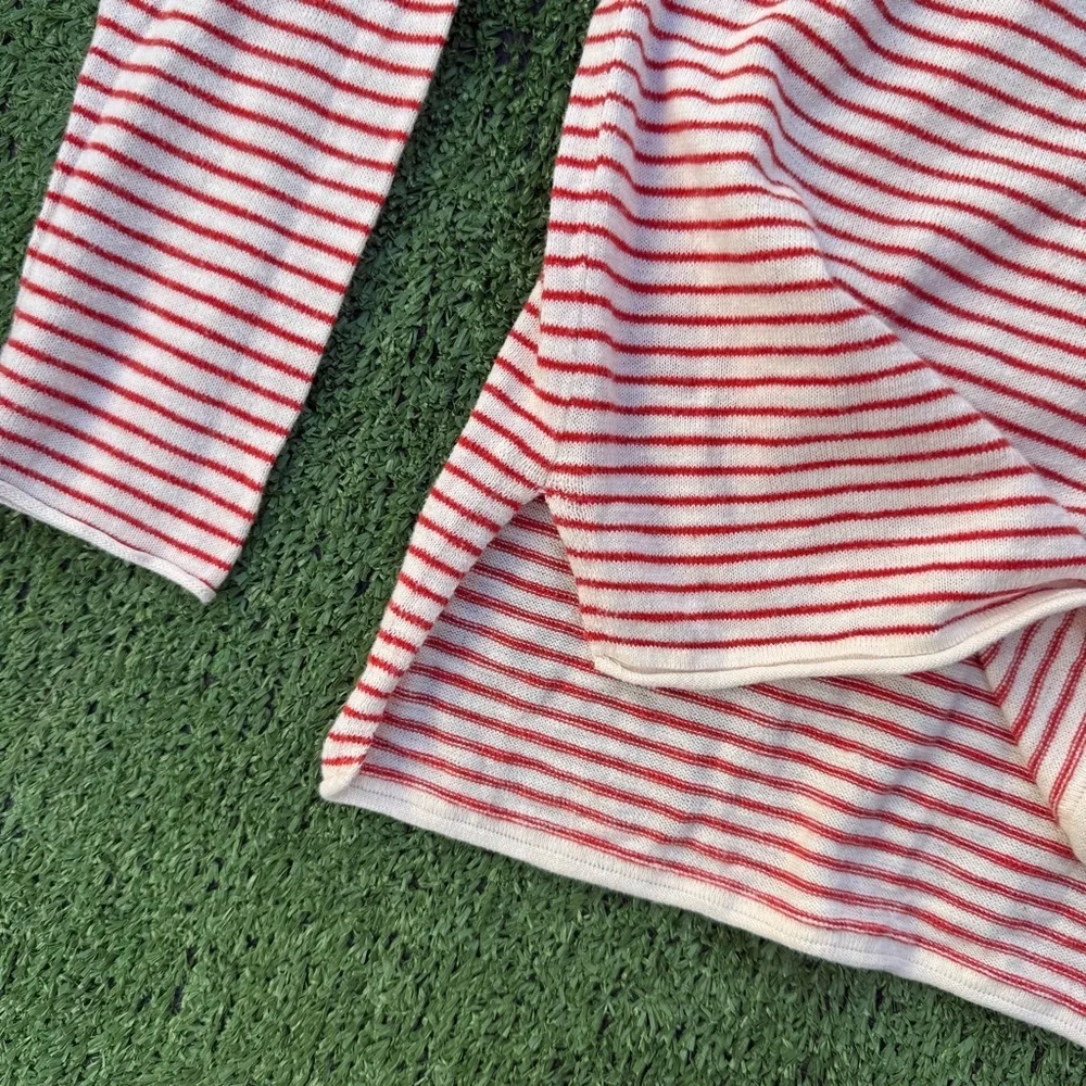 Vince. Boatneck rolled hem ivory and red Striped Long Sleeve Sweater, size small - Picture 4 of 5